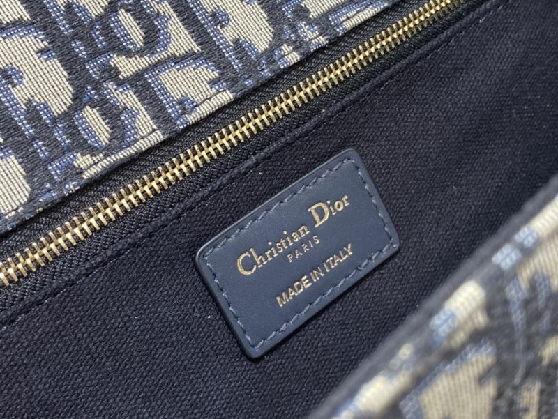 Christian Dior Montaigne Bags